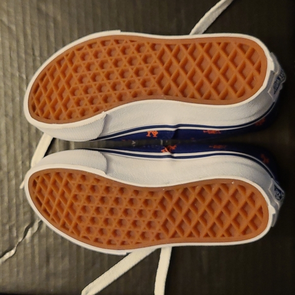 🎈Toddler Vans🎈 ~Unisex 🤾🏽‍♀️🤾‍♂️ - Picture 4 of 7